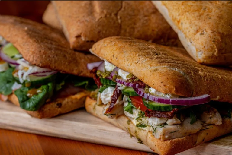 Hurtig levering af takeaway fra M&M The Bagel Cafe Aarhus
